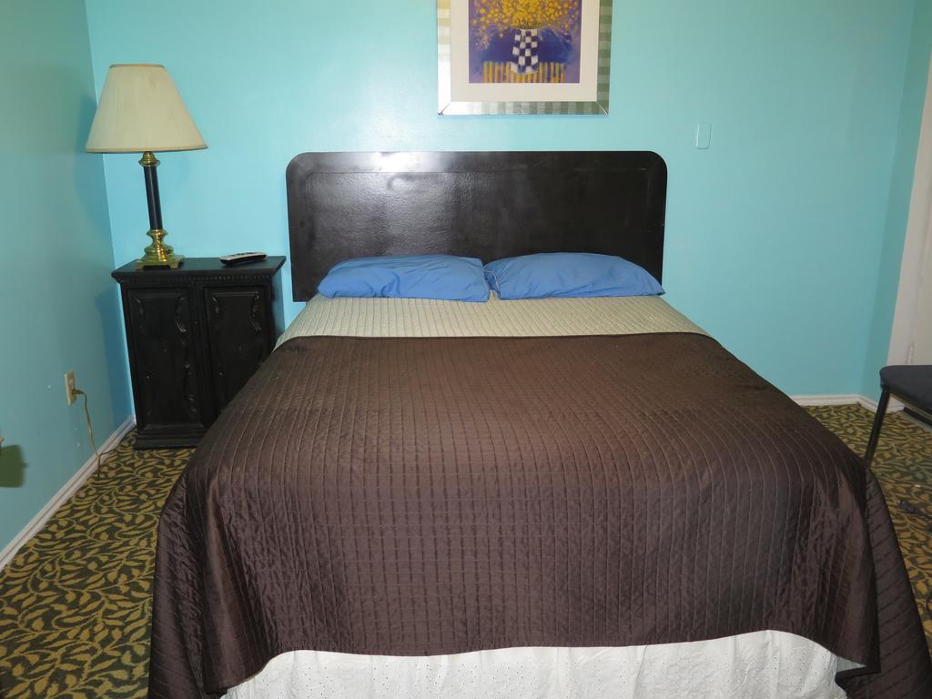 Pillow Talk Motel Wellington Exterior photo